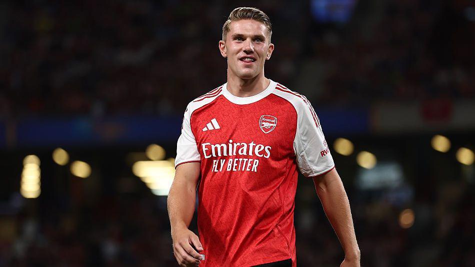 Gyokeres Langsung Bikin Geger! Jersey No.14 Pecahkan Rekor Penjualan Arsenal Hanya Beberapa Hari Usai Transfer
