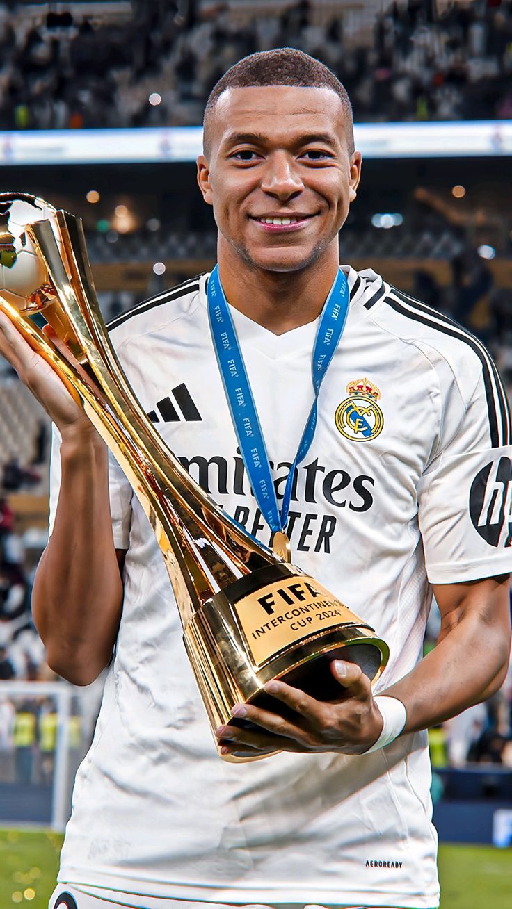 Kylian Mbappe Resmi Ganti Nomor Punggung di Real Madrid, Warisi Nomor 10 dari Luka Modric