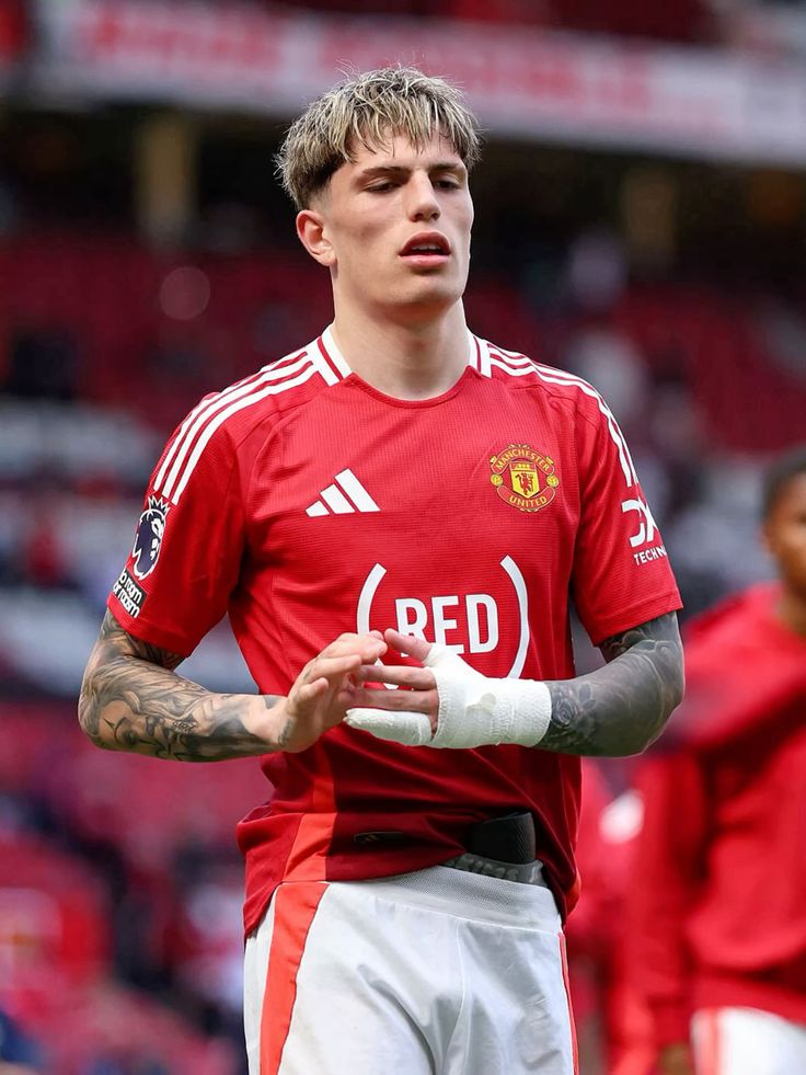Eksklusif Manchester United Siap Lepas Alejandro Garnacho, Chelsea Jadi Tujuan Utama?
