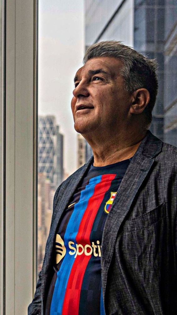"Kita Buktikan Siapa yang Lebih Hebat!" – Joan Laporta Ingin Barcelona Tantang PSG di Liga Champions