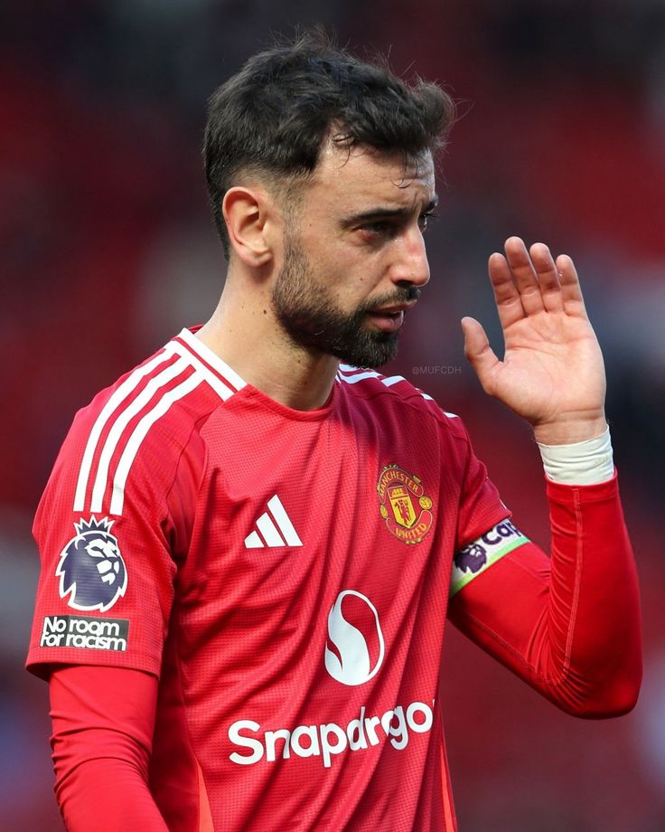 Wasit Liga Primer Inggris “Sekadar Janji”? Bruno Fernandes Kritik Seusai Manchester United Ditumbangkan Arsenal