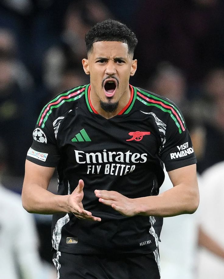 Arsenal Bergerak Cepat, Siapkan Kontrak Baru untuk William Saliba di Tengah Minat Real Madrid