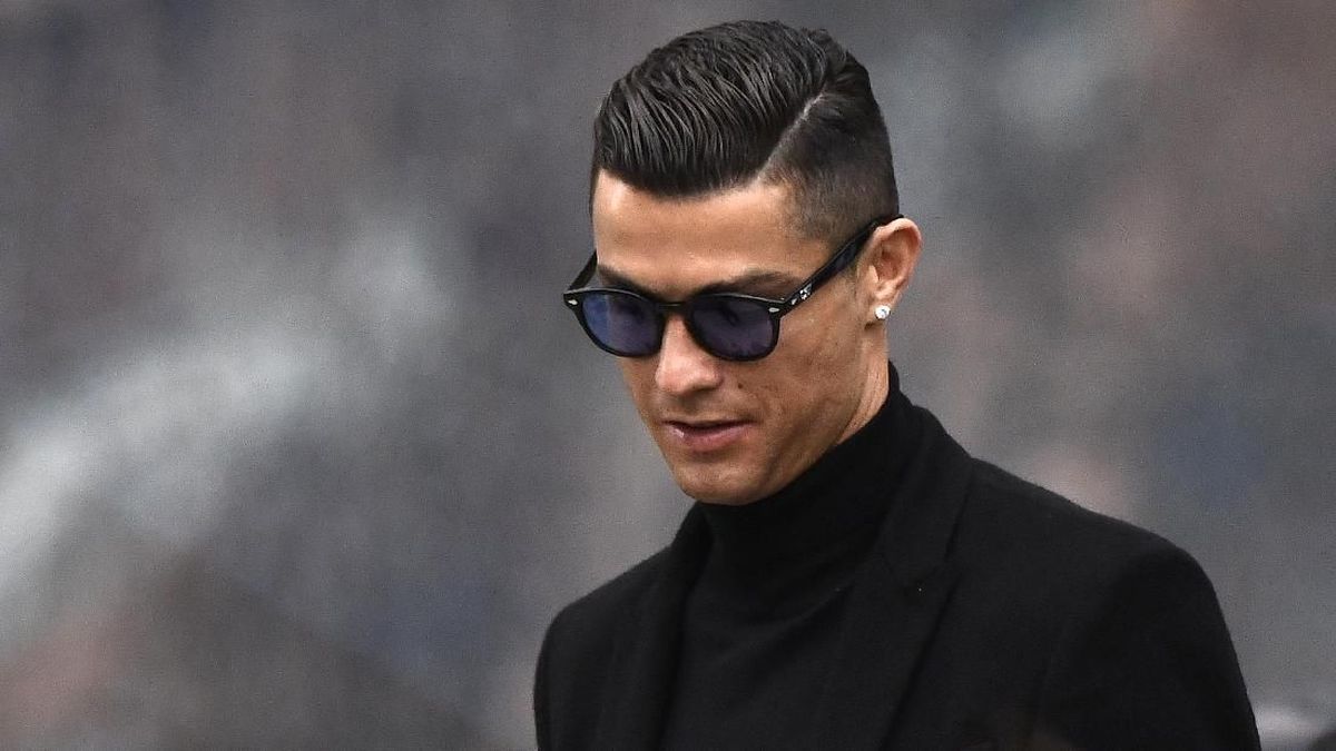 Cristiano Ronaldo Resmi Jadi Pesepakbola Miliarder Pertama Dunia dengan Kekayaan £1,04 Miliar