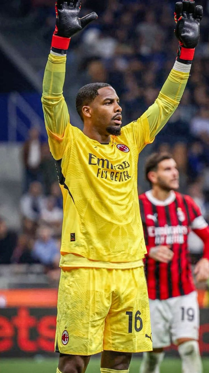 DRAMA BARU DI SAN SIRO: MIKE MAIGNAN TERANCAM PERGI GRATIS, MILAN ULANGI KESALAHAN DONNARUMMA?