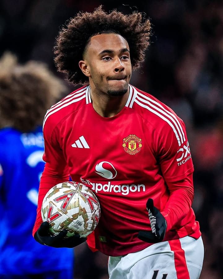 Joshua Zirkzee Dikabarkan Ajukan Permintaan Pindah dari Manchester United, West Ham Pimpin Perburuan