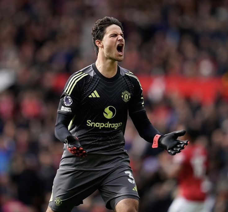 Senne Lammens Siap Ciptakan Warisan Baru di Manchester United, Tak Gentar Bayangan Onana