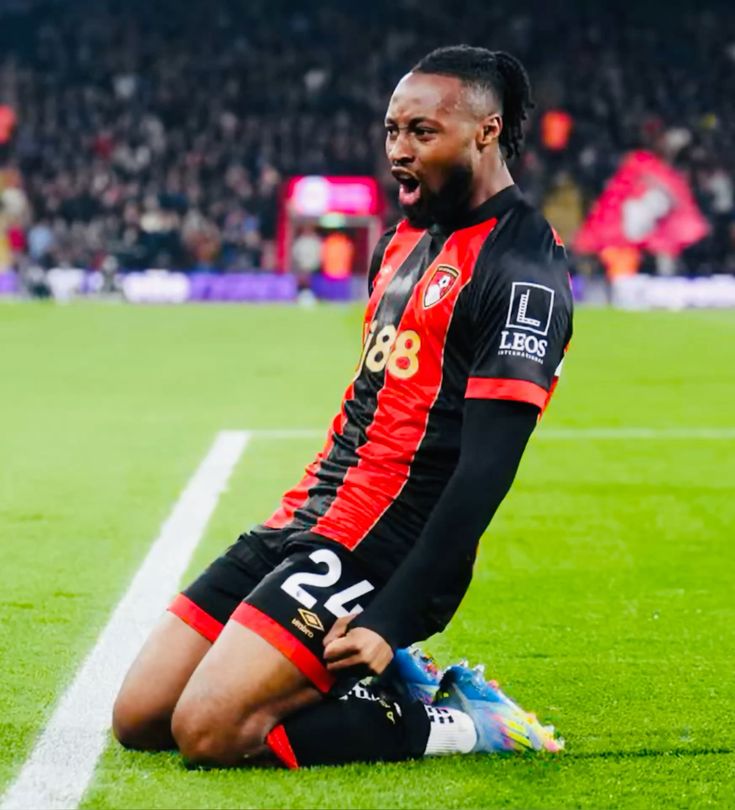 Liverpool Dikabarkan Siap Manuver Besar: Antoine Semenyo Masuk Radar Untuk Bursa Januari