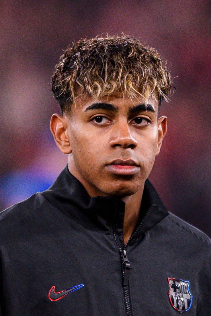 Ivan Zamorano Nilai Lamine Yamal Belum Pantas Membela Real Madrid