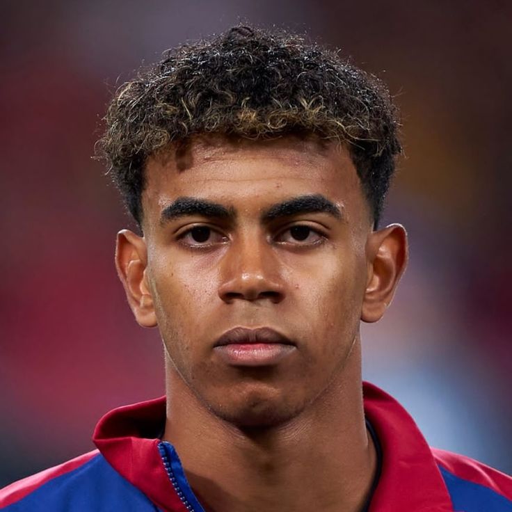 Yamal Dinilai Tak Akan Menyamai Level Messi atau Ronaldo: Louis Saha Soroti Fokus & Konsistensi Sensasi Barcelona