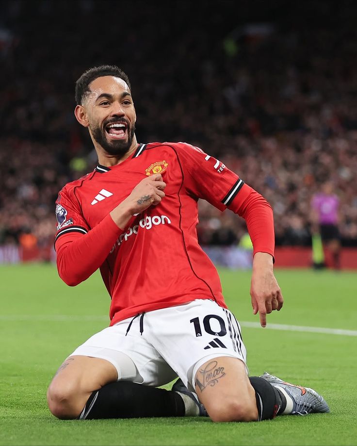 Tanda Tanya Kebugaran Matheus Cunha: Absen dari Acara Lampu Natal Altrincham, Manchester United Cemas Jelang Hadapi Everton