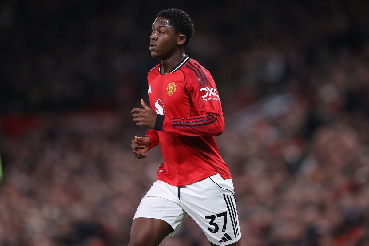 Cedera Bruno Fernandes Buka Jalan Kobbie Mainoo, Momentum Tak Terduga di Lini Tengah MU