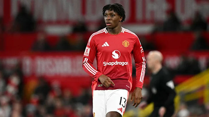 Kabar Buruk dari Emirates: Patrick Dorgu Terancam Menepi Lama, Man United Kehilangan Senjata Penting