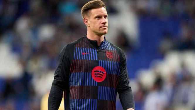 Terpinggirkan di Era Flick, Ter Stegen Pertimbangkan Hengkang dari Barcelona Demi Selamatkan Karier