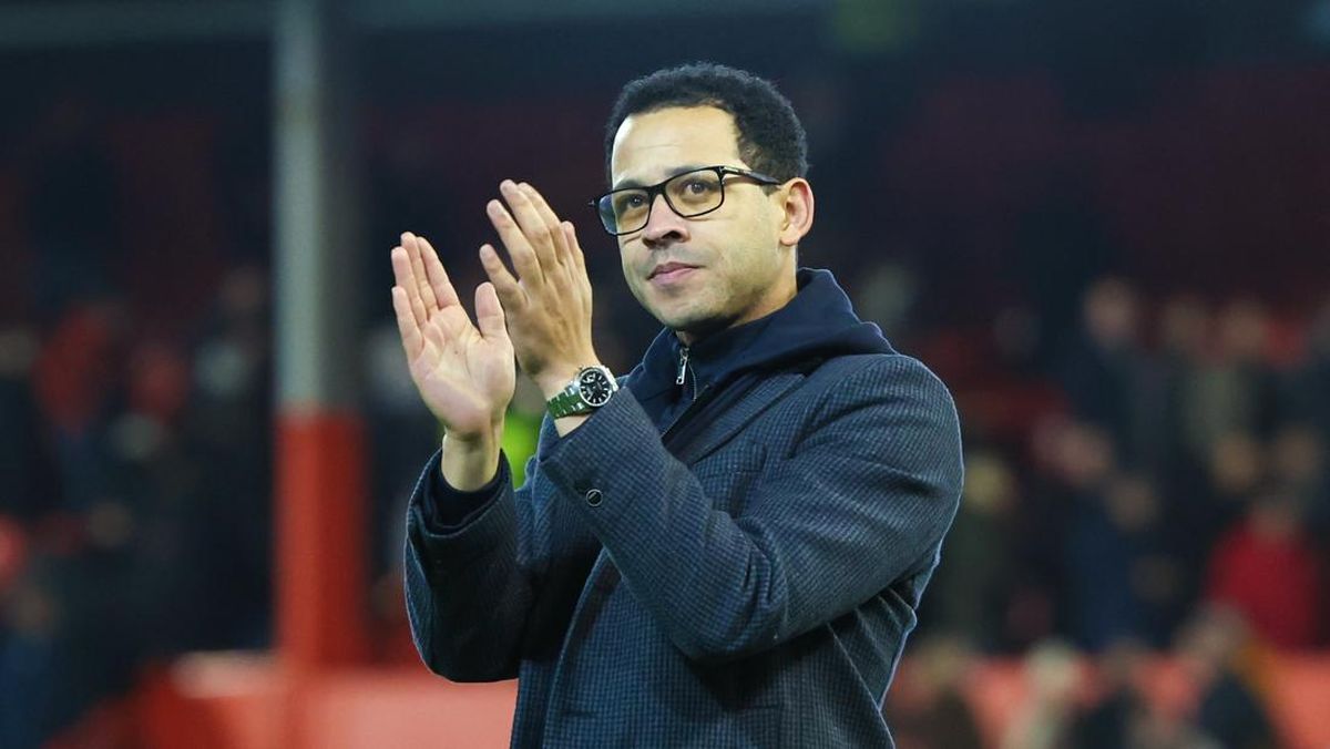 Liam Rosenior Belum Pastikan Masa Depan di Tengah Isu Gantikan Enzo Maresca di Chelsea